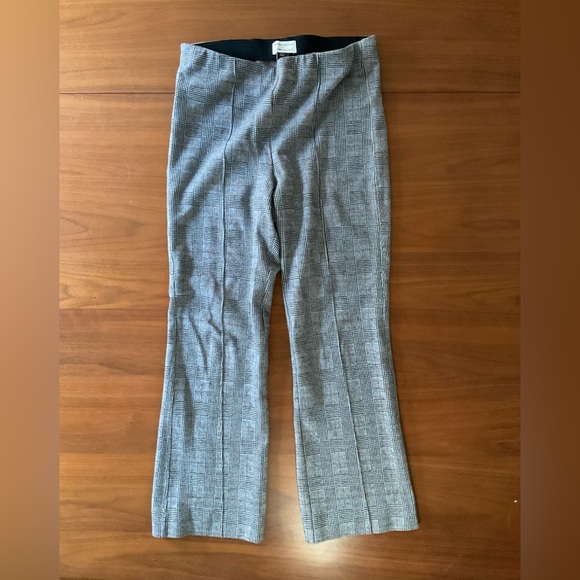 Anthropologie The Essential Crop Flare Pants, EUC - Picture 6 of 8